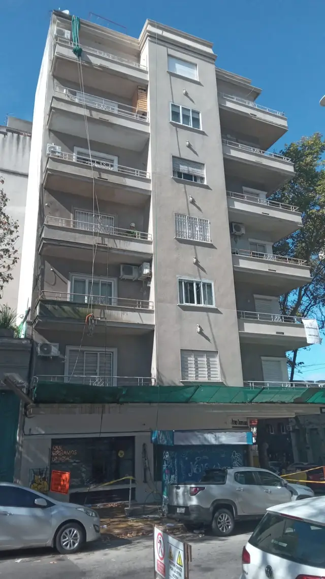 Edificio Calle Canelones - 